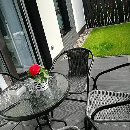 Centrum Dorzecze Legnickiej Apartment